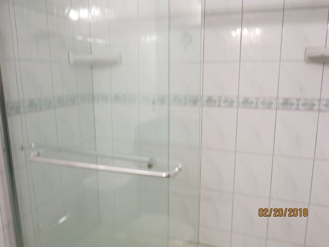 Building Photo - 4 bed, 2 bath, 2 car garage . Boulder City RV parking