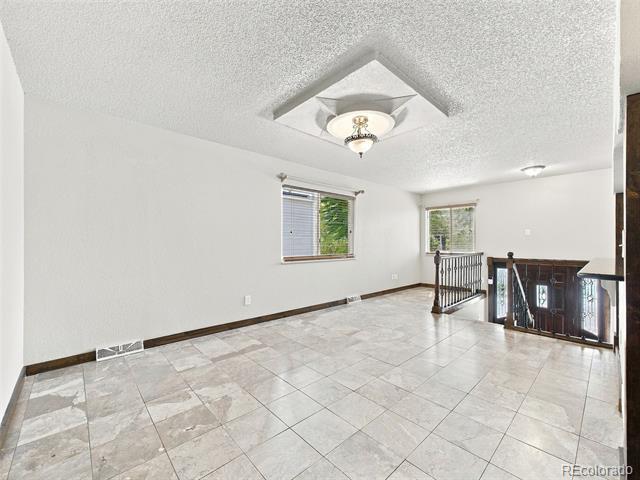 Building Photo - 3137 W 20th Ave