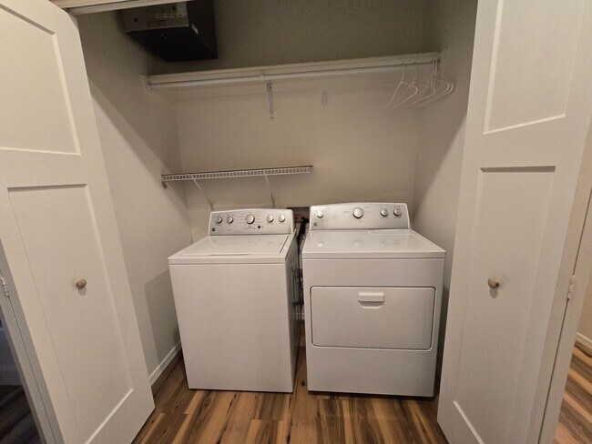 Building Photo - Unfurnished, 1-Year Long-Term Rental