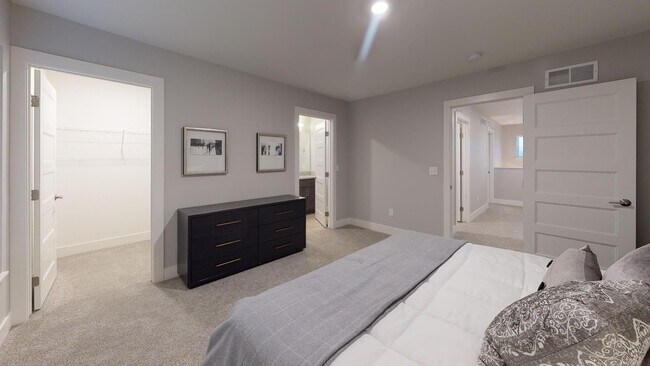 Building Photo - Bluebell | Two Bedroom - Basement Walkout