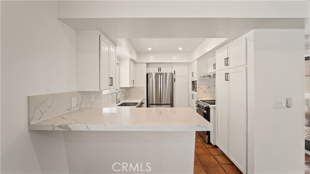 Building Photo - 304 Larkspur Ave