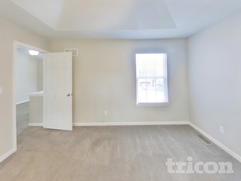 Building Photo - 539 Great Oaks Meadow Dr