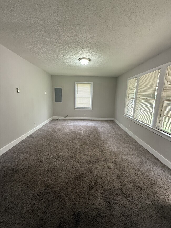 Building Photo - 5107 5th St N