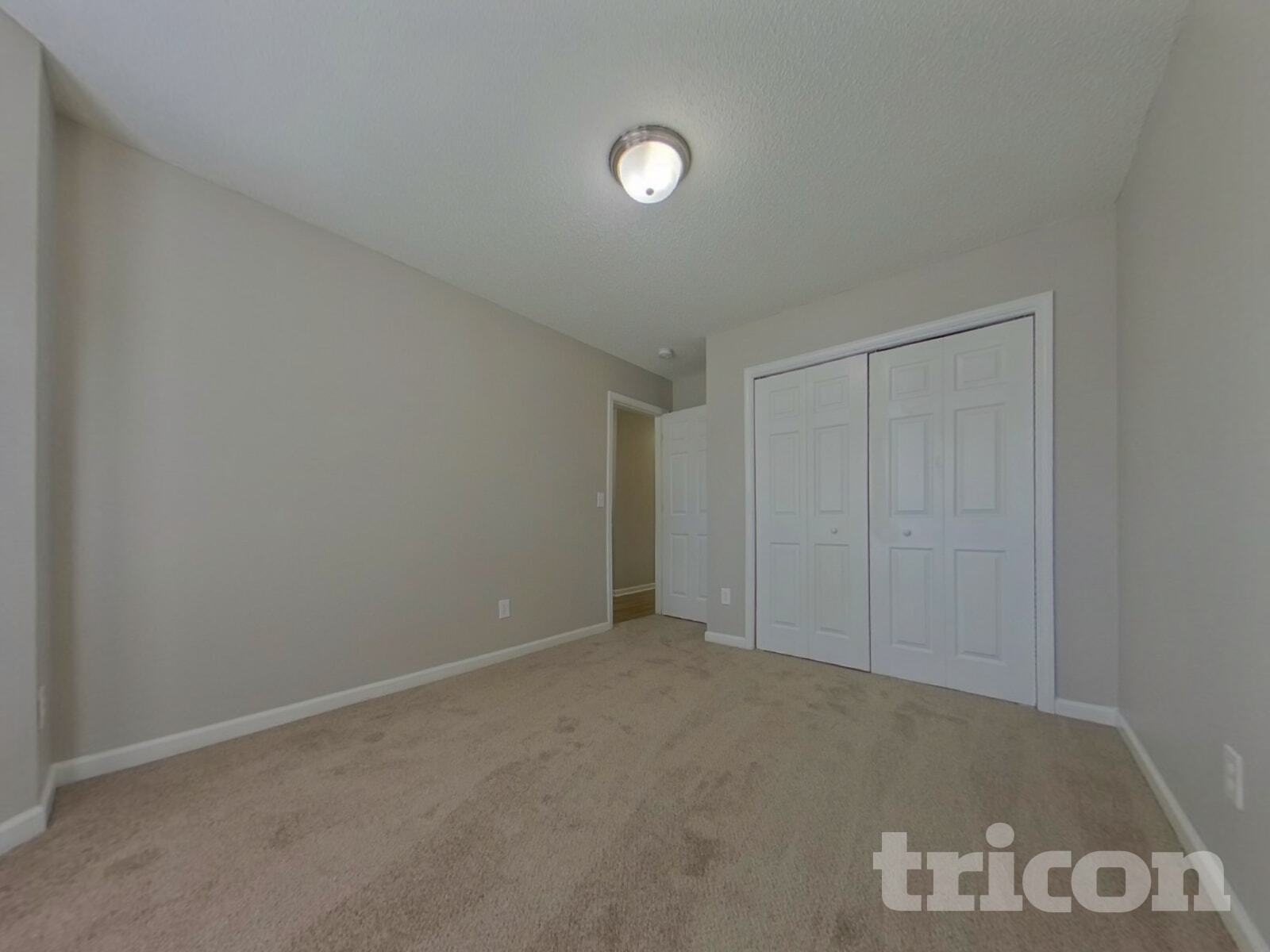 Building Photo - 819 Chablis Dr
