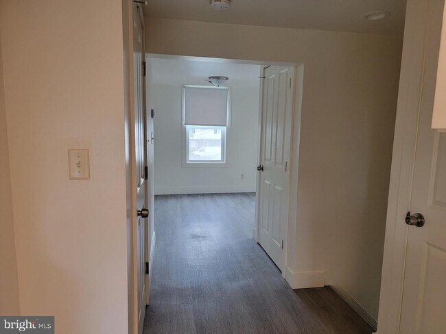 Building Photo - 133 Alice Ann St