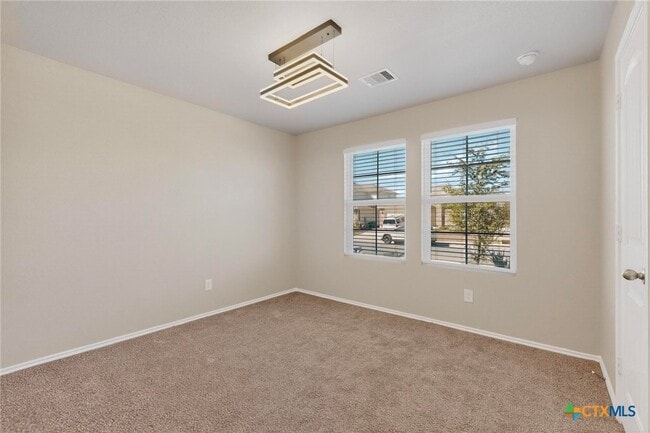 Building Photo - 218 Sickle Lp