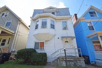 Building Photo - 229 Atkinson St