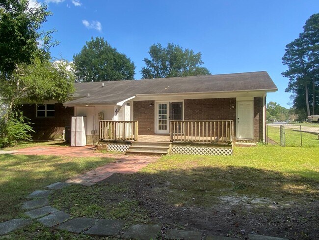 Building Photo - 1019 Shem Creek Cir