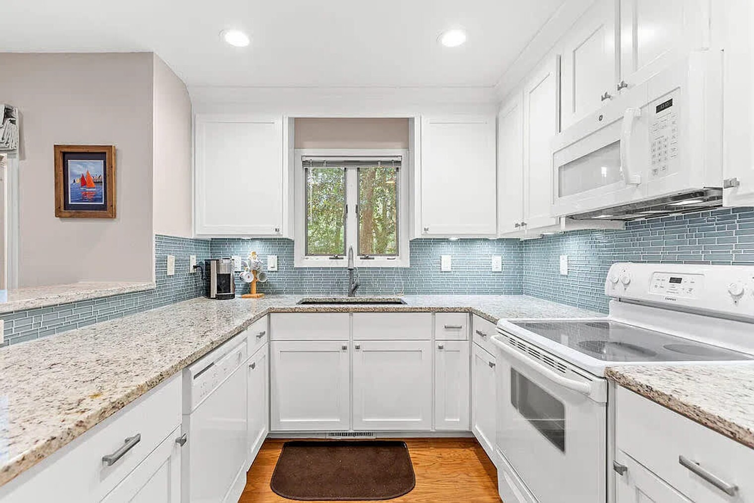 Building Photo - 2780 Hidden Oak Dr