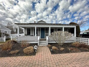 Building Photo - 219 Purgatory Rd