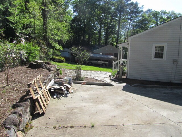 Building Photo - 4594 Shadow Lawn Dr