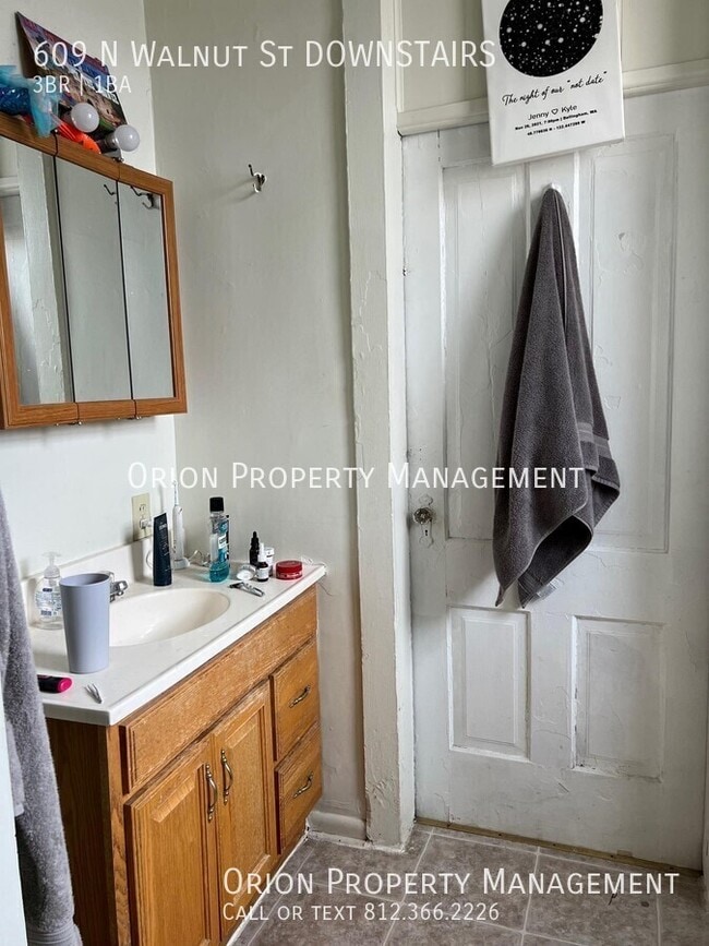 Building Photo - 609 N Walnut St