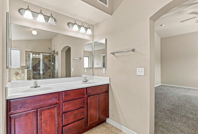Building Photo - 14384 Alma Point