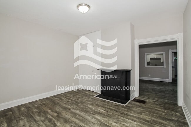 Building Photo - 228 Hanover St