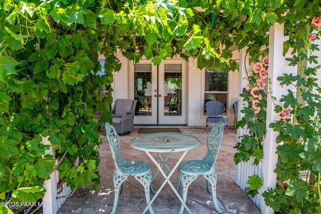 Building Photo - 7075 E Horizon Way