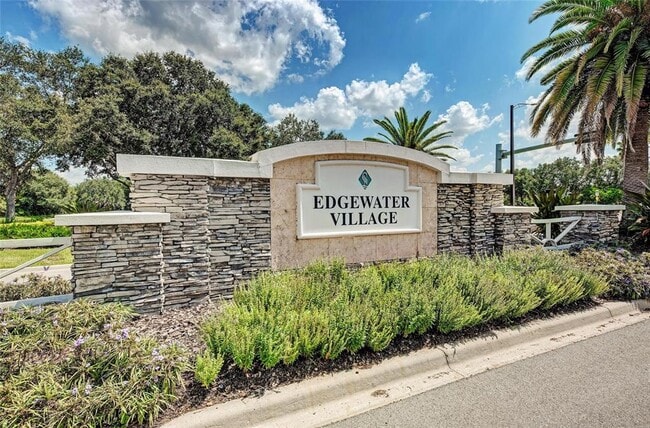 Building Photo - 6577 Waters Edge Way