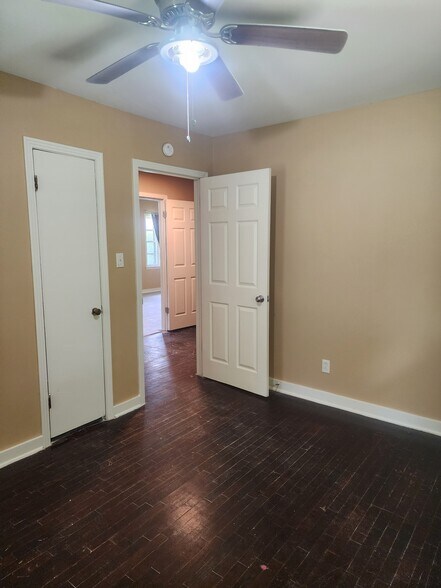 Building Photo - 912 Chickasaw Trail