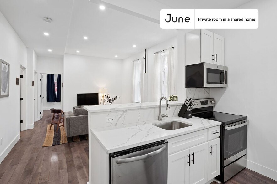 Building Photo - Room in Shared 4 bed/1 bath home in Prospect Lefferts Gardens