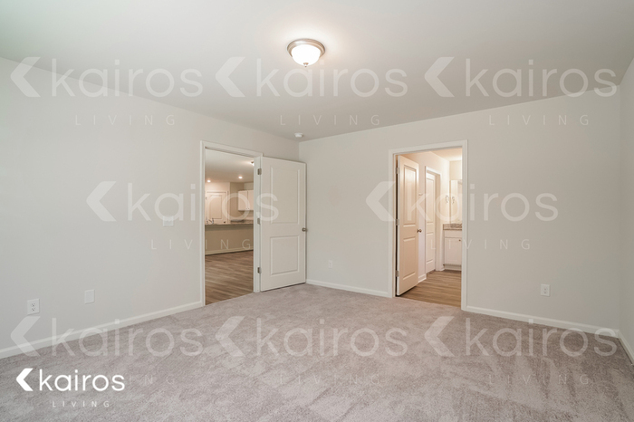 Building Photo - 2607 Provence Dr SE