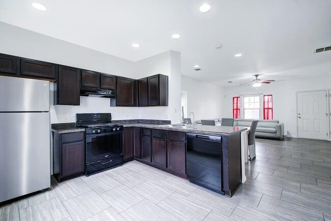 Building Photo - 4604 Esper Ln