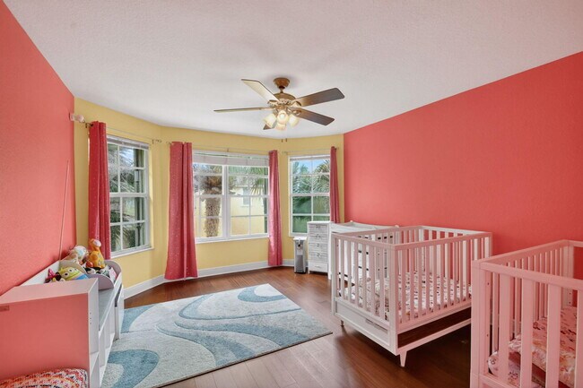 Building Photo - 10247 Isle Wynd Ct