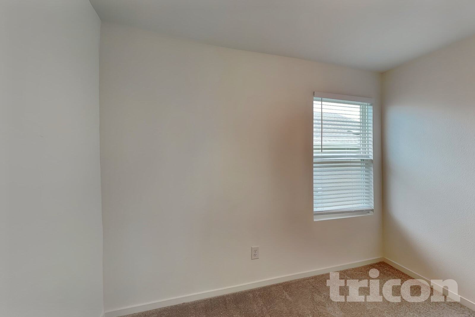 Building Photo - 10712 Cowhide Ln