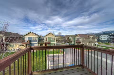 Primary Photo - 3327 N 27th Ave