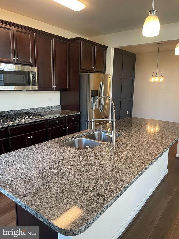 Building Photo - 241 Rossnakill Rd