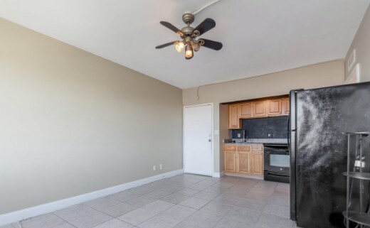 Building Photo - 311 W Ashley St