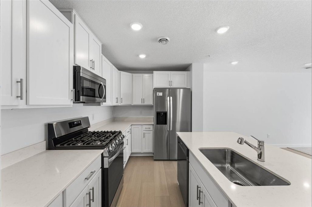 Building Photo - 15011 Adare Way