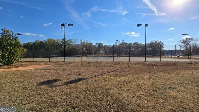 Building Photo - 13106 Vista Dr SE