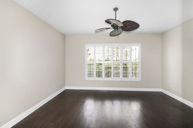 Building Photo - Sarasota National Annual Condo for Rent