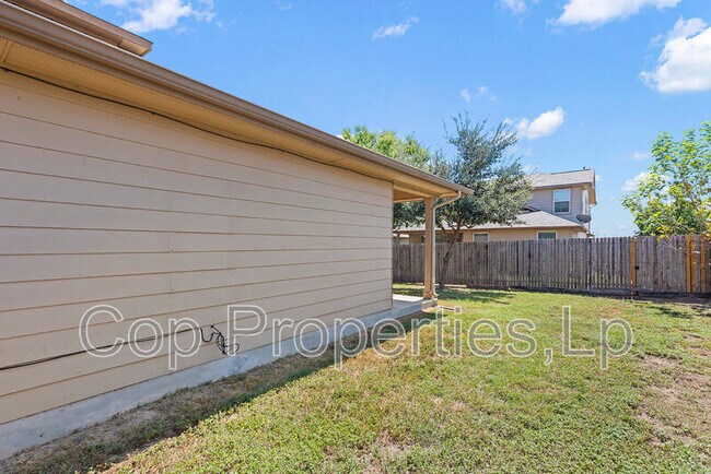 Building Photo - 12110 Kruth Pt
