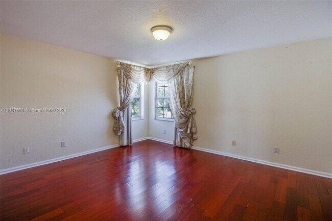 Building Photo - 2231 SW 164th Ave