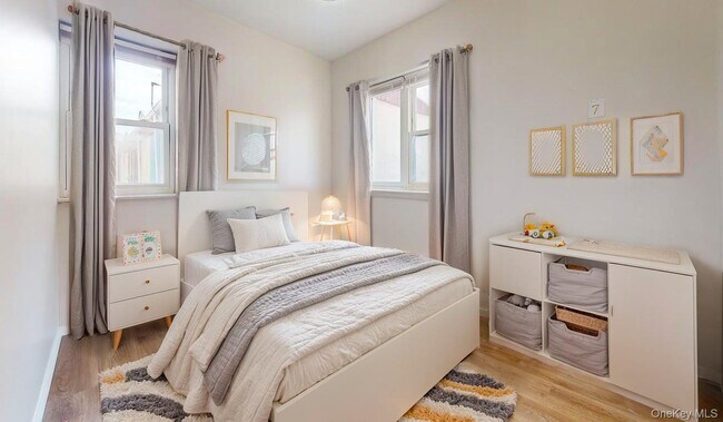 Building Photo - 110-41 62nd Dr