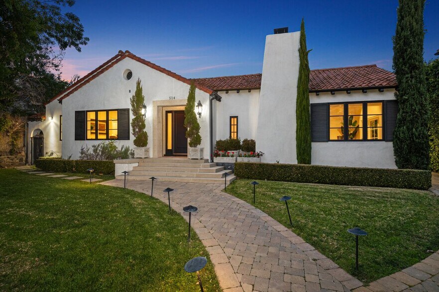 Building Photo - 514 Walden Dr