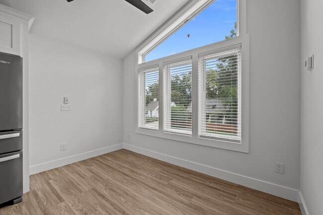 Building Photo - New Construction in Trinity Park near Duke - 2 Bed, 2 Bath, Stunning! - Pet Friendly