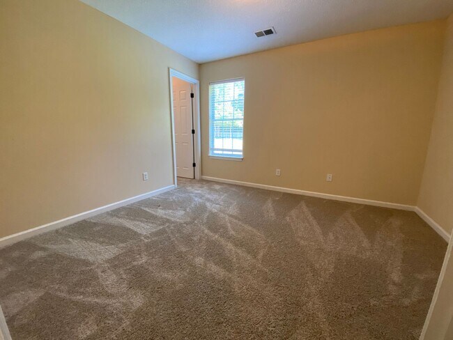 Building Photo - Gated Community - 3 Bedroom 2 Bathroom Cordova Rental Home