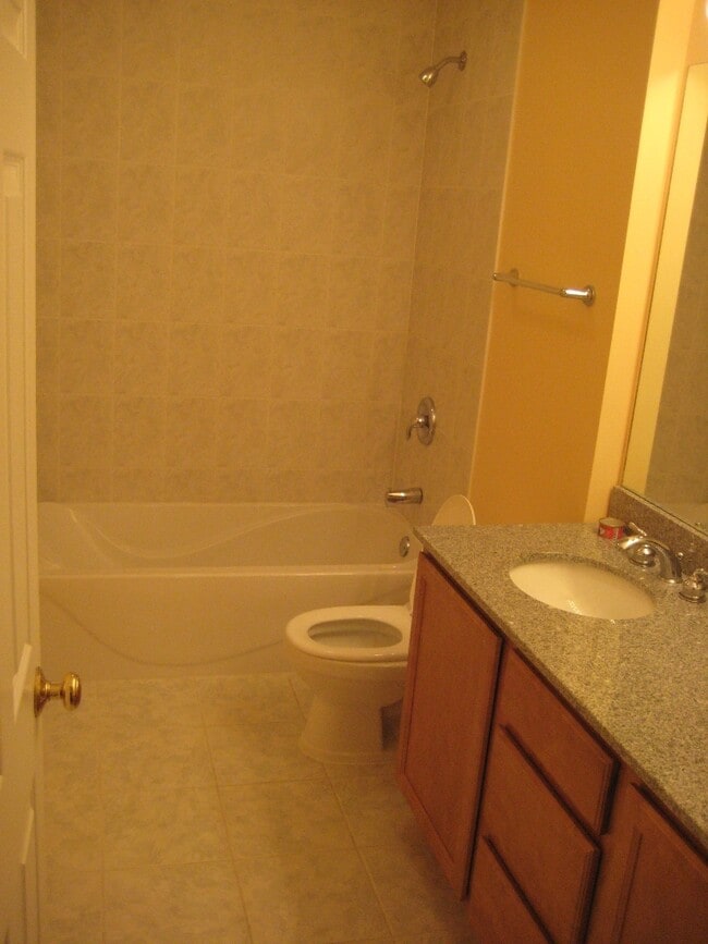 Building Photo - 1723 Wildberry Dr