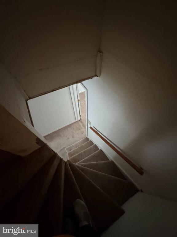 Building Photo - 1008 Stiles St