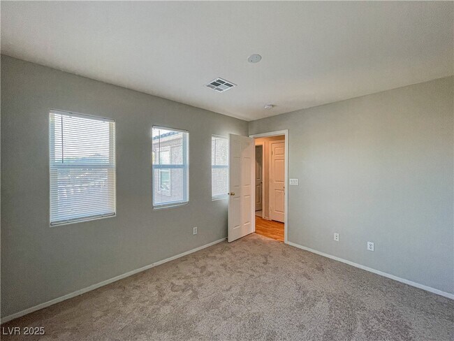 Building Photo - 8714 Salvestrin Point Ave
