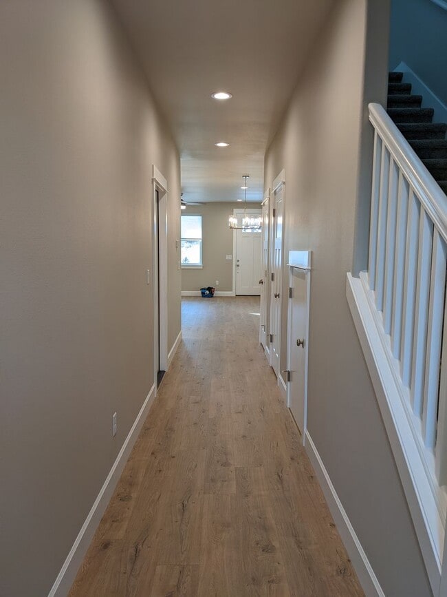 Building Photo - 20482 Murphy Rd