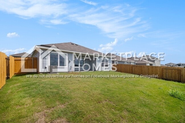 Building Photo - 933 Burlington Ave