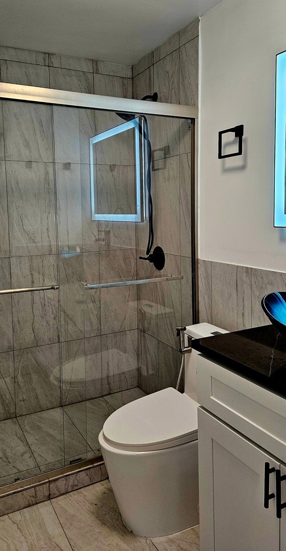 Building Photo - 5455 N Sheridan Rd