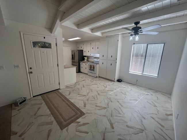 Building Photo - Charming 3/2 Home in Woodland-$500.00 OFF ...