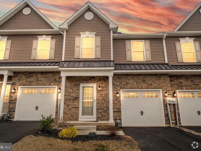 Building Photo - 1423 Black Forest Dr
