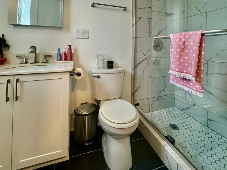 Building Photo - 326 Hammond St