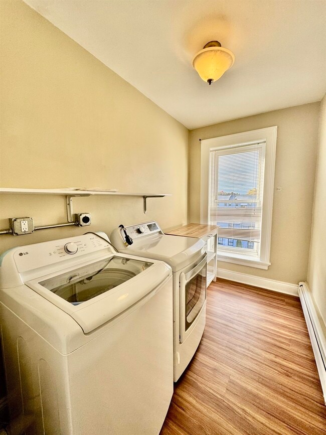 Building Photo - 798 Ocean Ave