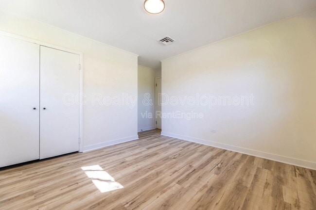 Building Photo - 111 Nashua St