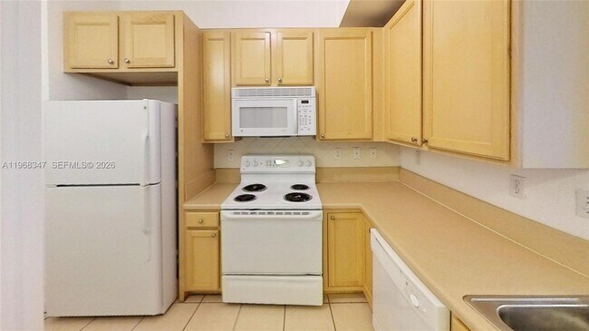 Building Photo - 6001 SW 70th St